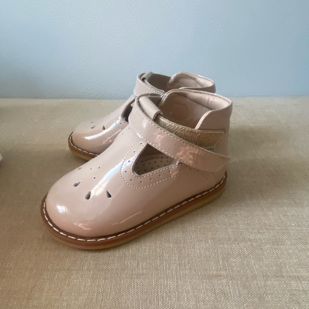 Elephantito Nude/ Pink Patent Kids Dress Shoes